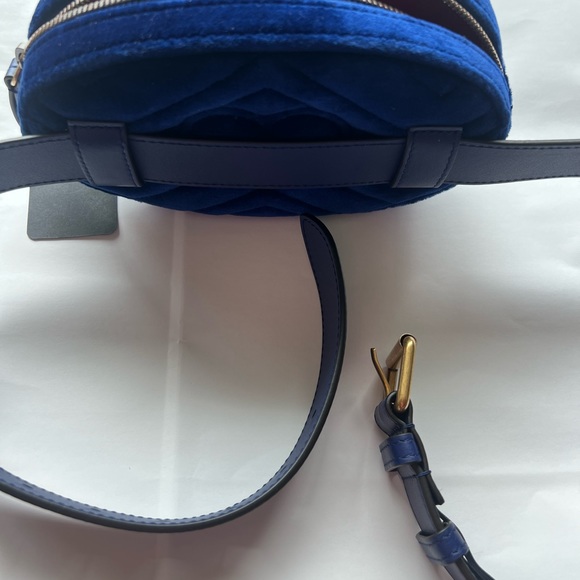 BRAND NEW Gucci GG Marmont Belt Bag Matelasse Cobalt Blue Velvet with Dustbag - Picture 8 of 13